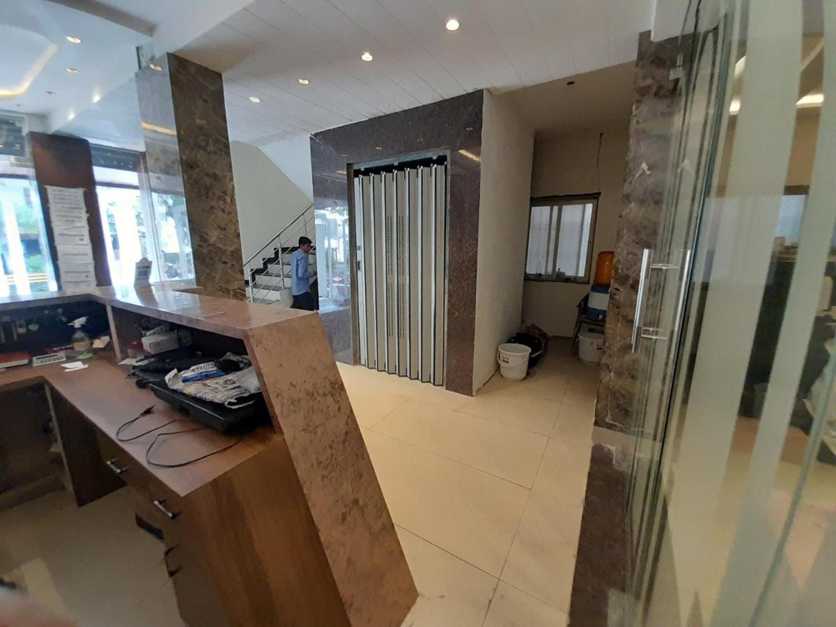 U2 Hotel Wizard Palace Aurangabad  Ngoại thất bức ảnh